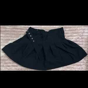 ✨Jolie & Joy Black Pleated Skirt
with Detachable Belt✨